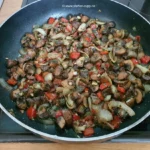 Die Pilzpfanne ist fertig gebraten