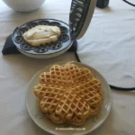 Die Waffeln backen 1