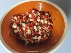 Bruschetta in Schüssel Bruschetta in Schüssel